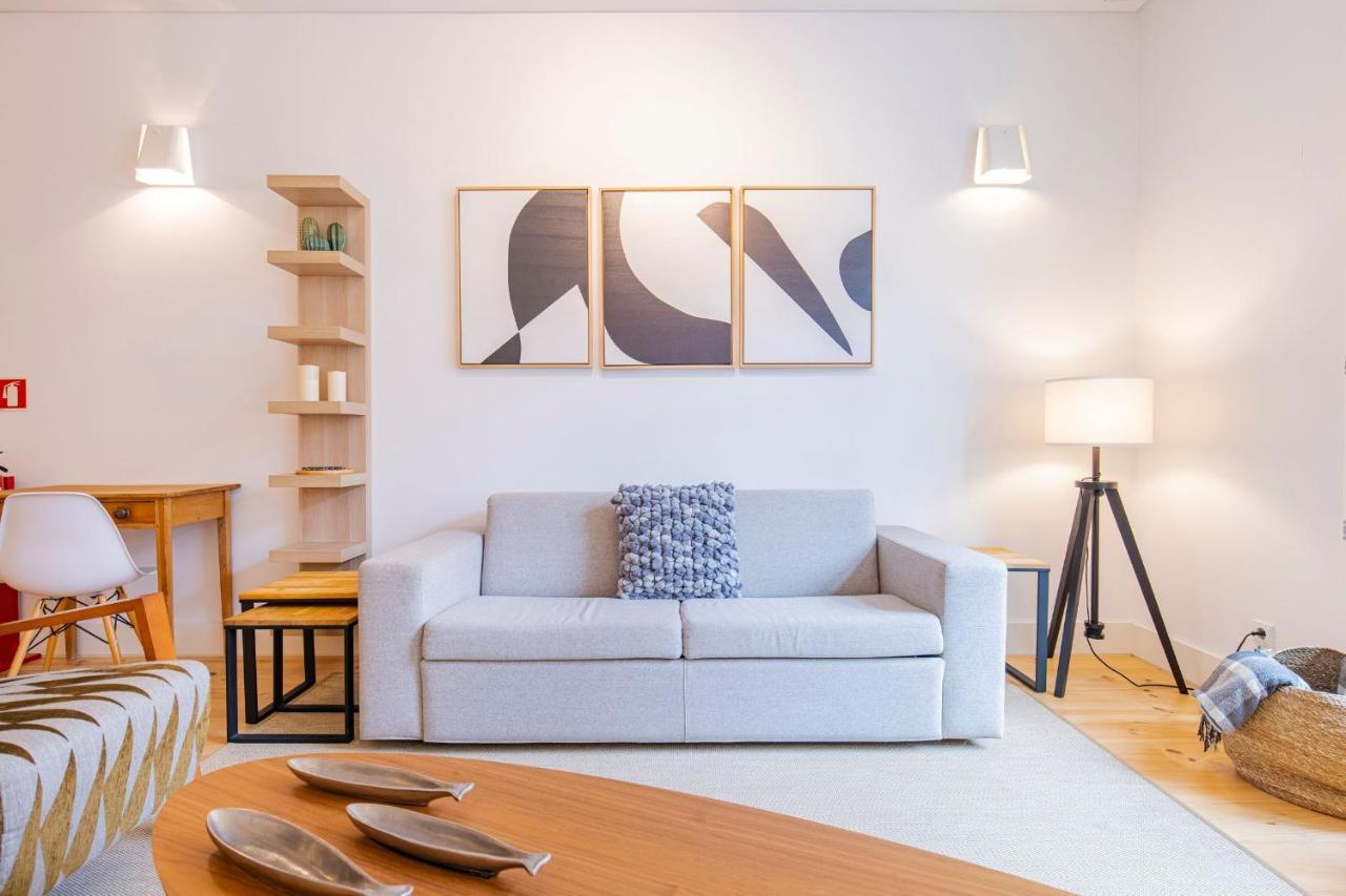 Modern Rustic Flat In Santos By Lovelystay Lissabon Exterior foto